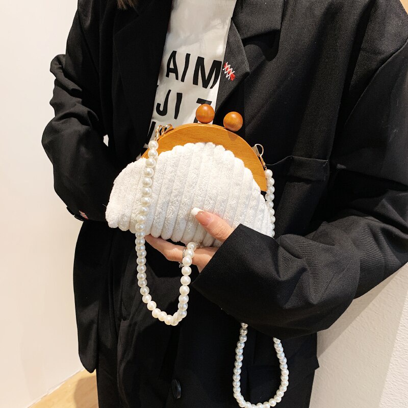 Túi Đeo JASMIN NOIR Chéo Mini Hình Vỏ Sò Vải Nhung Phối Nhung Đính Ngọc Trai Thời Trang Cho Nữ