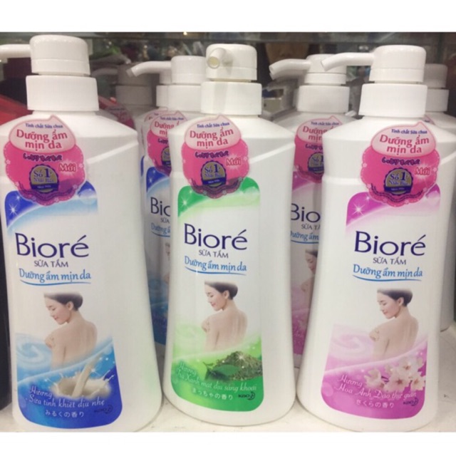 Sữa tắm Dưỡng ẩm mịn da- Hương phấn sữa , Hương Anh Đào , Trà xanh 530gr | BigBuy360 - bigbuy360.vn