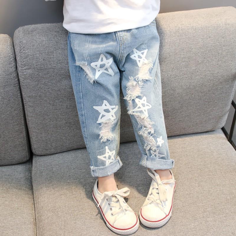 Quần jeans rách cho bé