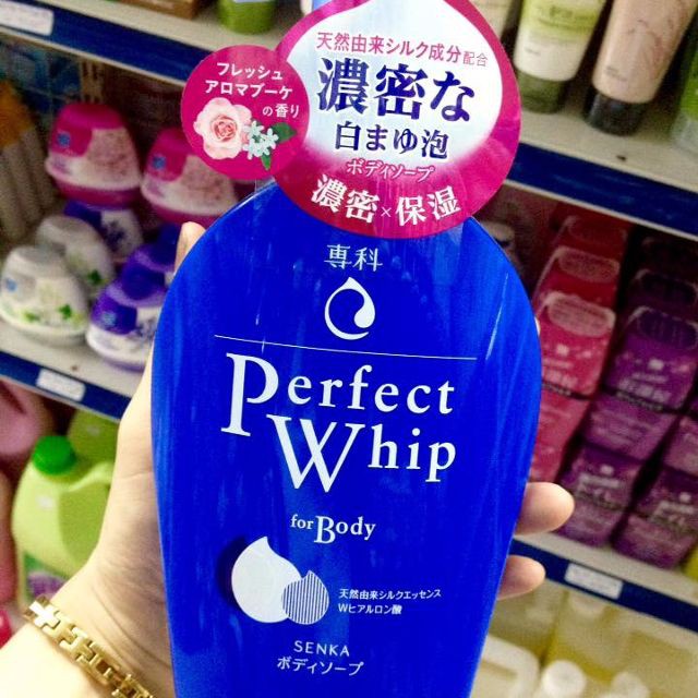 Sữa Tắm Senka Perfect Whip &amp; Perfect  Bubble For Body 500ml