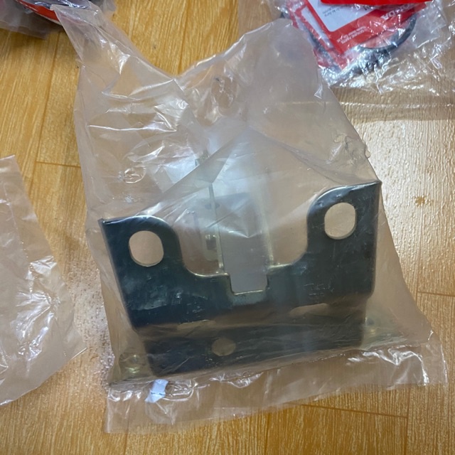 Giá bắt pha đèn xe Winner X/Winner V3 chính hãng Honda