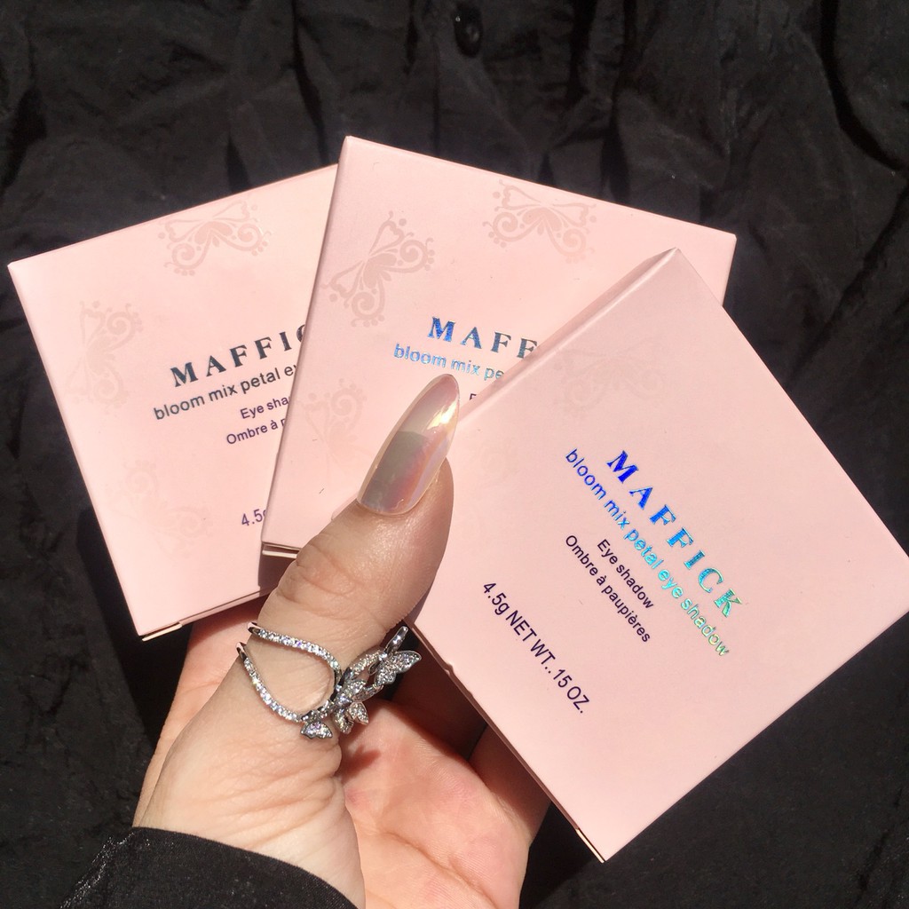 🌈🍓🍭 Phấn Mắt Kiêm Nhũ Má Bắt Sáng Maffick Bloom Mix Petal Eye Shadow Hình Hoa 5 Cánh Siêu Hot - Y294 - C2T2 | BigBuy360 - bigbuy360.vn