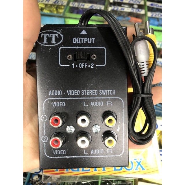 Bộ chia tín hiệu AUDIO- VIDEO STEREO SWITCH