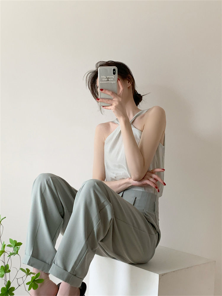 Áo kiểu thiết kế đắp chéo ngực gợi cảm