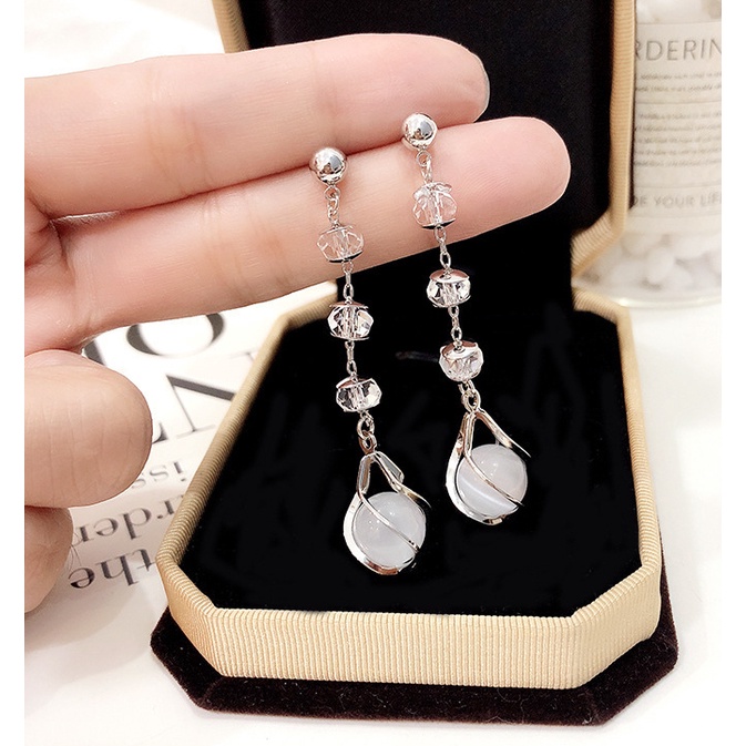 Đôi Bông Tai Mạ Bạc 925 Hình Bươm Bướm Đính Đá Thời Trang Cho Nữ