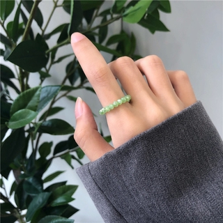 Nhẫn chuỗi hạt màu xanh lá co giãn