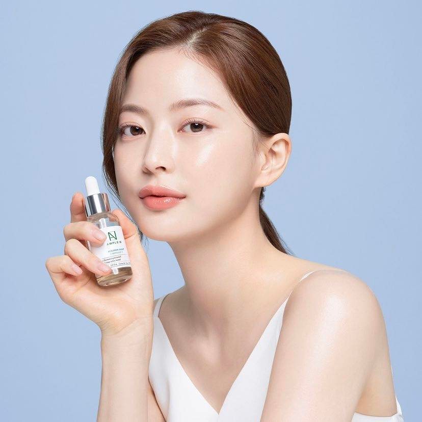 TINH CHẤT CẤP ẨM, CẤP NƯỚC SÂU AMPLE:N HYALURON SHOT AMPOULE