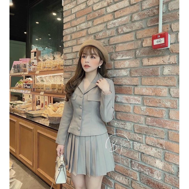 Set áo véc kèm chân váy xếp li hotgirl