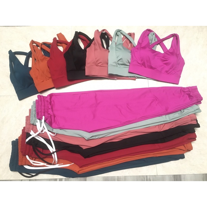 Bộ jogger bra chéo cài sau có sẵn mút thể thao tập gym yoga nữ