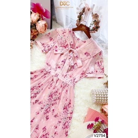 V2754 Váy voan hồng hoa nhí cổ nơ dáng dài dập ly công sở -  Dolce viva colection
