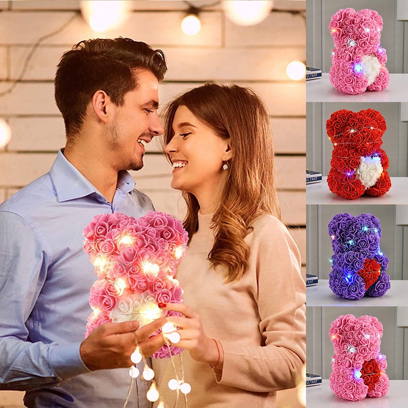 Hoa hồng sáp hình gấu bông phù hợp làm quà cho các ngày lễ