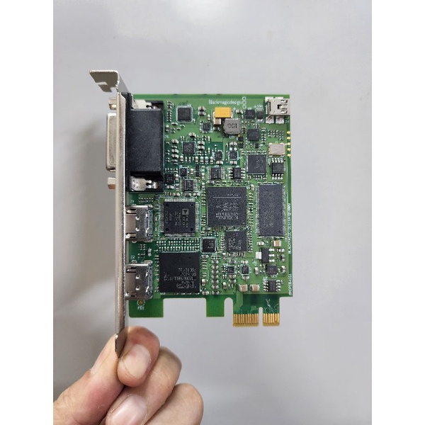 Cạc ghi hình Blackmagic Intensity Pro 4K
