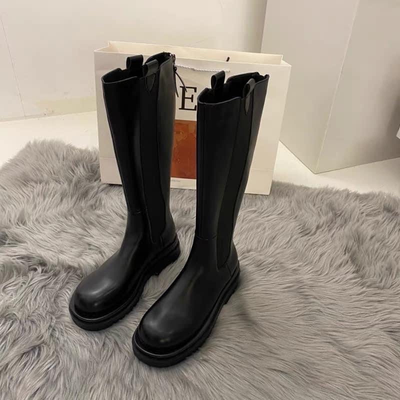 ĐEN BOOTS ĐÙI QC ĐẾ BÁNH MÌ