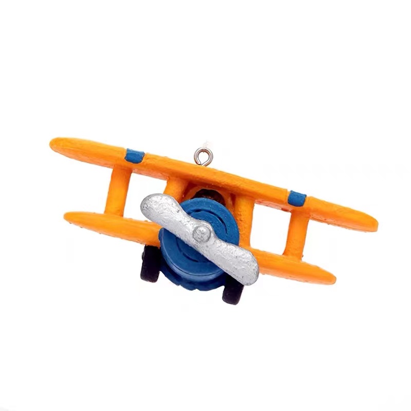 Trang Trí Hồ Cá Máy Bay