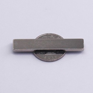 Nam châm viên trắng đất hiếm 25x7x3mm giá 10v, mạ niken lực hút siêu mạnh