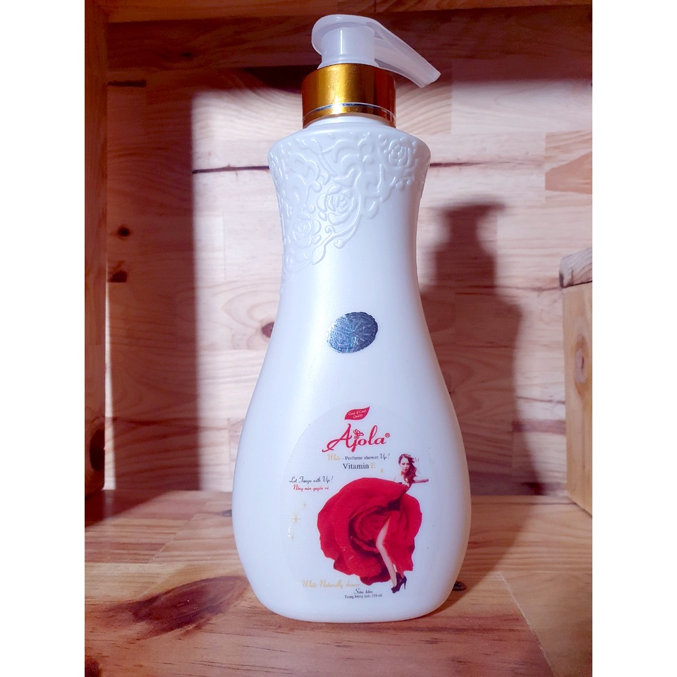 Sữa Tắm Trắng Da Ajola White Naturally Shower Vitamin E Hương Nước Hoa Hồng 1200ml