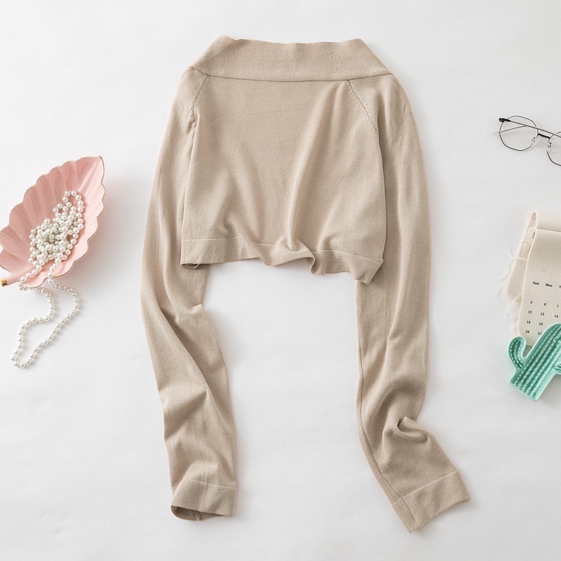 Áo Cardigan dáng lửng chất liệu dệt kim