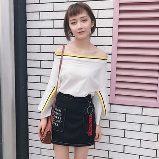 Áo trễ vai bánh bèo