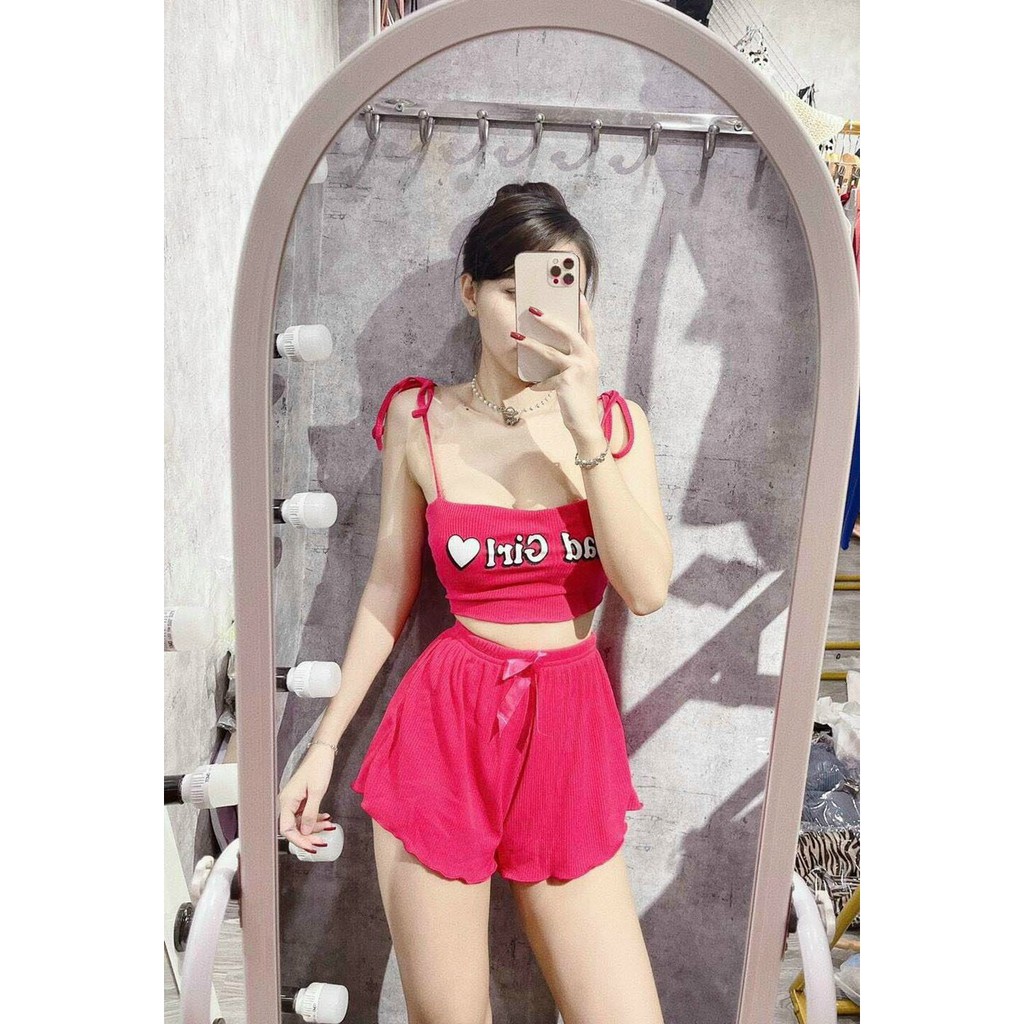 Set bộ áo thun crt 2 dây buộc nơ vai quần đùi họa tiết in chữ BED GIRL xinh