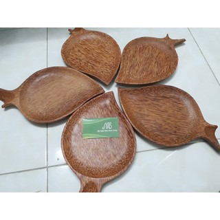 Dĩa chiếc lá gỗ dừa bến tre