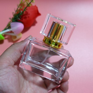 Chai rỗng dùng chiết nước hoa dạng sịt 30ml - A024