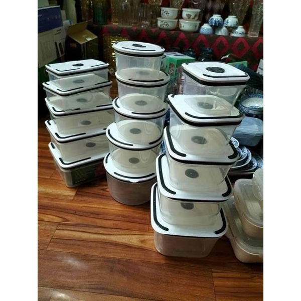 Set 5 Hộp Nhựa Vuông Có Nút Khoá