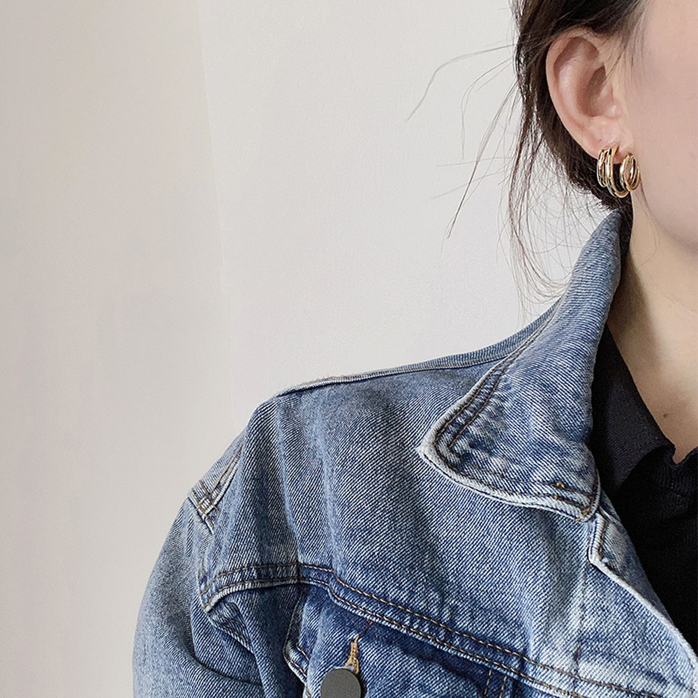 Hoa Tai Hình Chữ C Thiết Kế Bất Đối Xứng