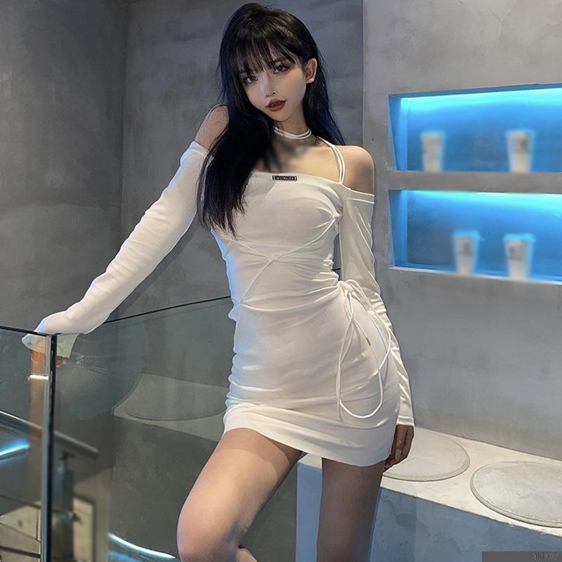 Đầm mini tay dài cổ yếm hở vai màu trơn thiết kế buộc dây phong cách Hàn Quốc gợi cảm cho nữ