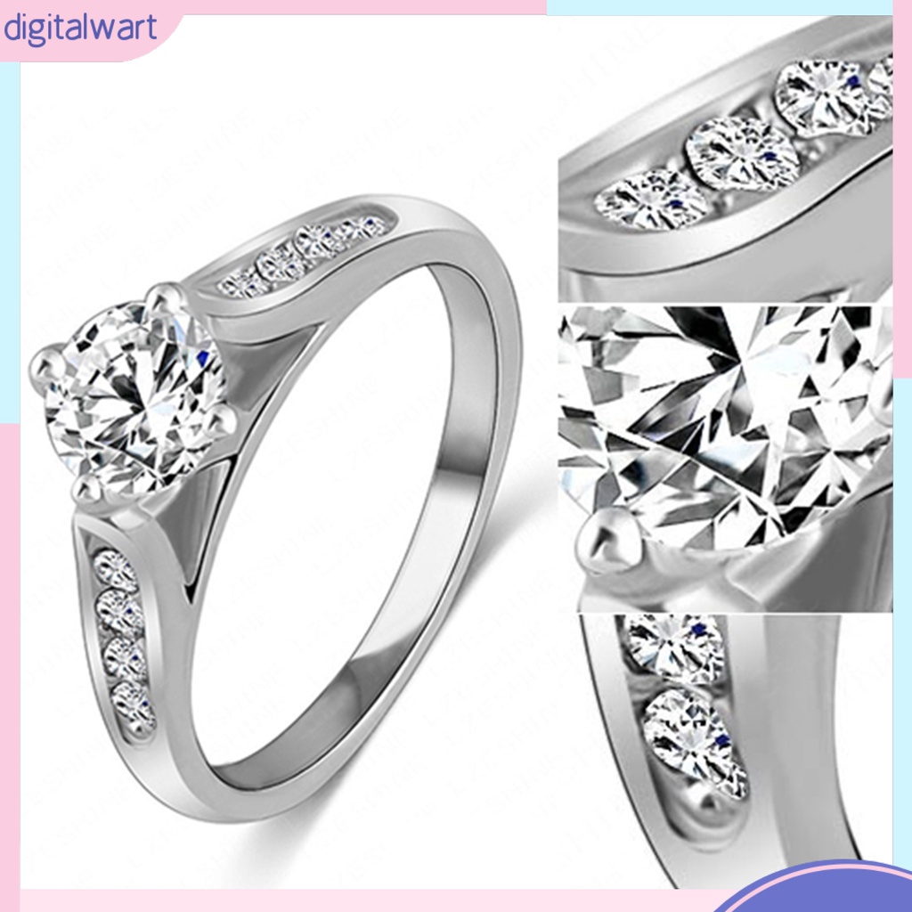 Nhẫn hợp kim đính đá sang trọng