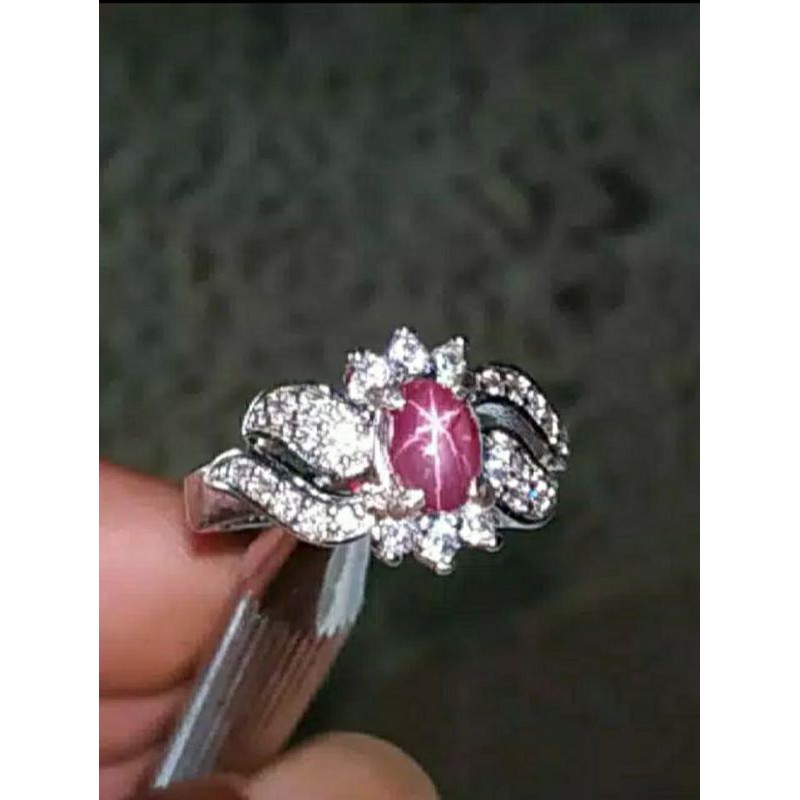 Nhẫn Đính Đá Ruby Tự Nhiên Hình Ngôi Sao Xinh Xắn Cho Nữ