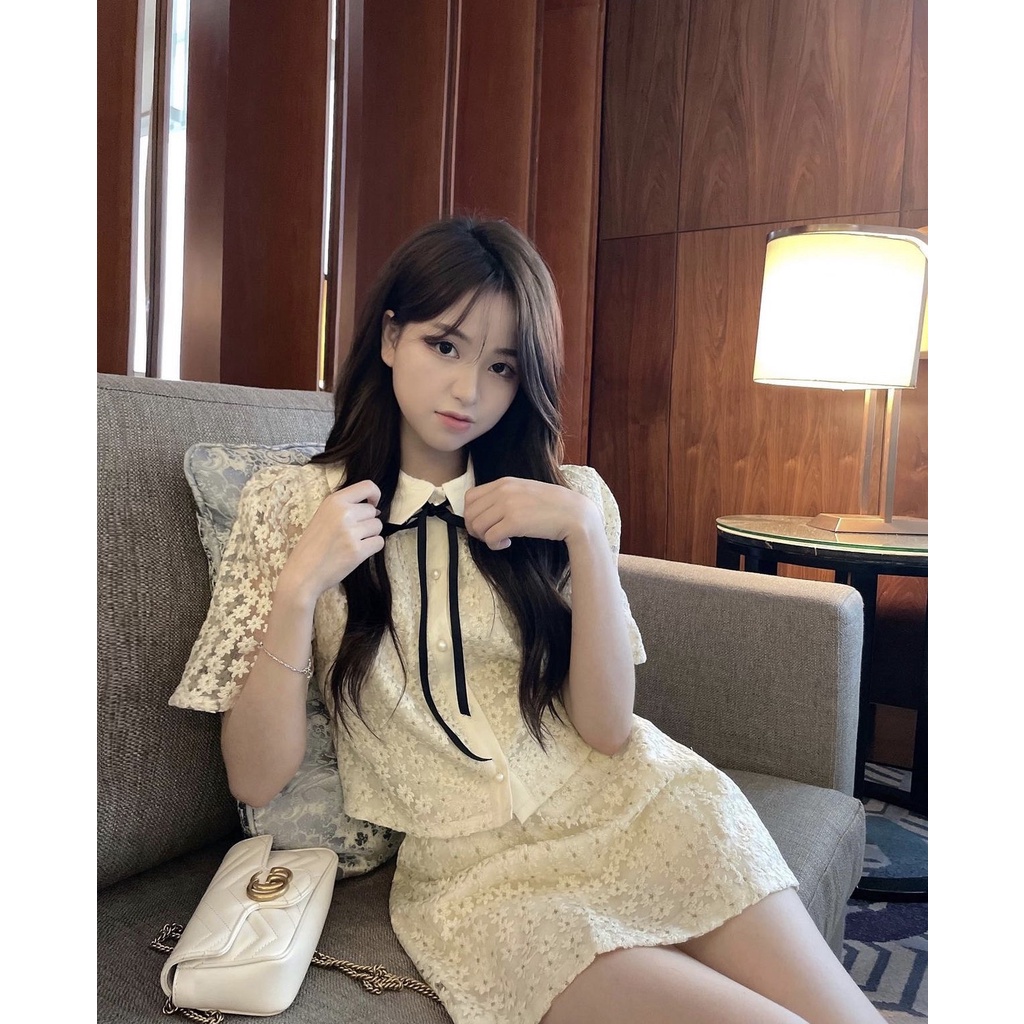 SET HOA CÚC ÁO CỔ SEN CHÂN VÁY VIBES