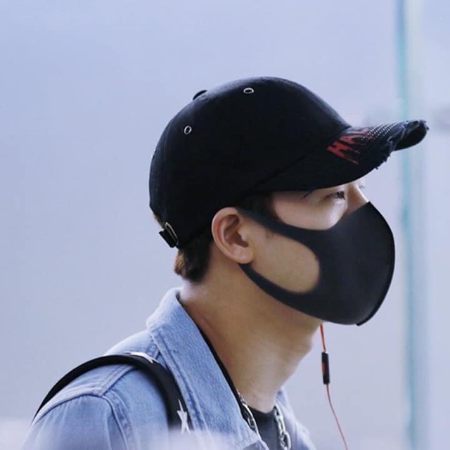 [CÓ SẴN] SET 5 KHẨU TRANG VẢI SU 3D | BigBuy360 - bigbuy360.vn