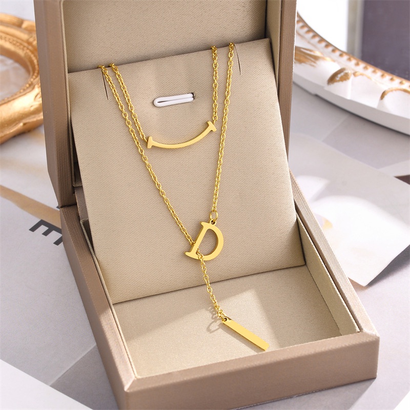 Vòng cổ Hai Lớp Bằng Thép Titan Mặt Hình Vương Miện Đính Đá Pha Lê Thời Trang Cho Nữ