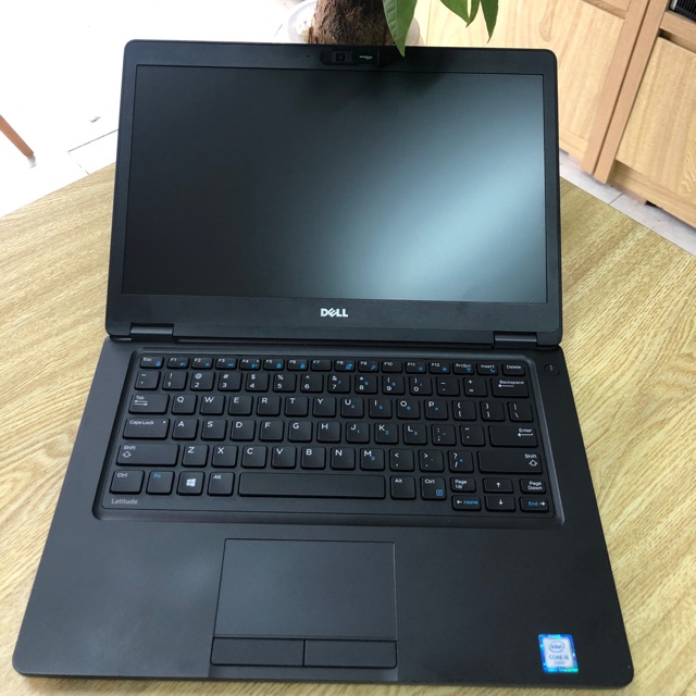 Laptop Dell Latitude E5480 i5 7200 Máy rất đẹp ..!