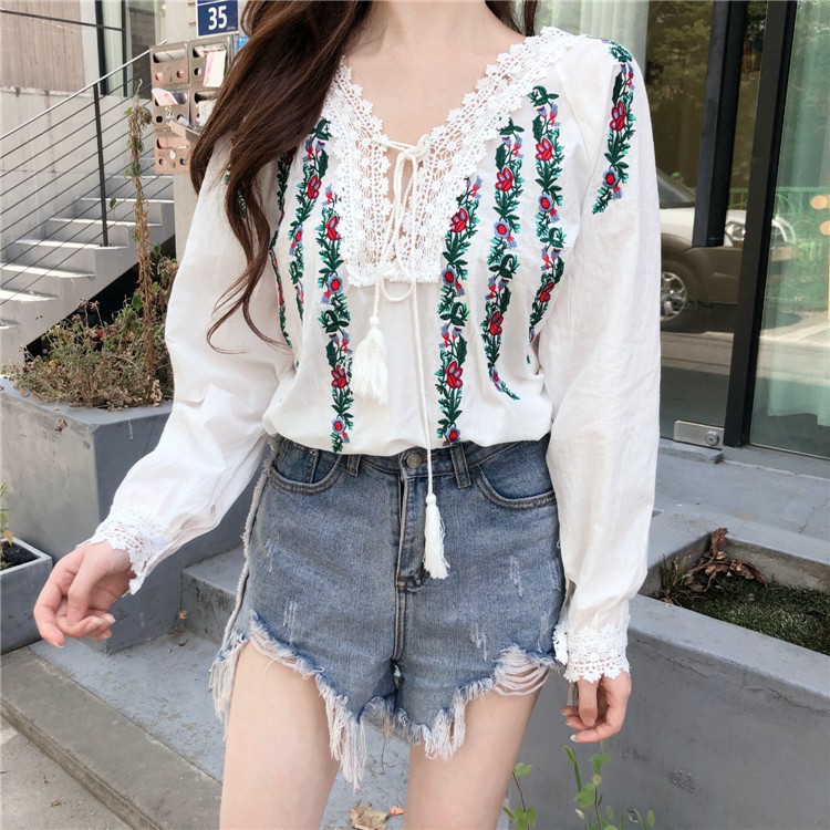 Áo sơ mi tay dài kiểu cổ chữ V họa tiết hoa và lá điệu đà thanh lịch