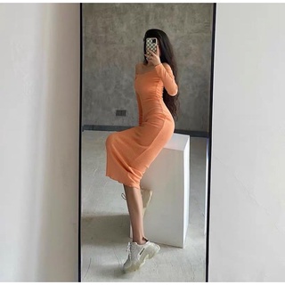 Đầm body dáng dài trễ vai