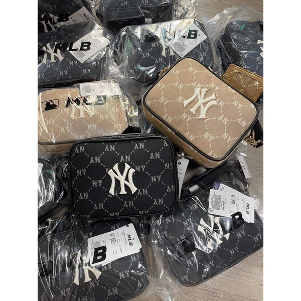 - Túi Monogram MLB chính hãng mẫu mới