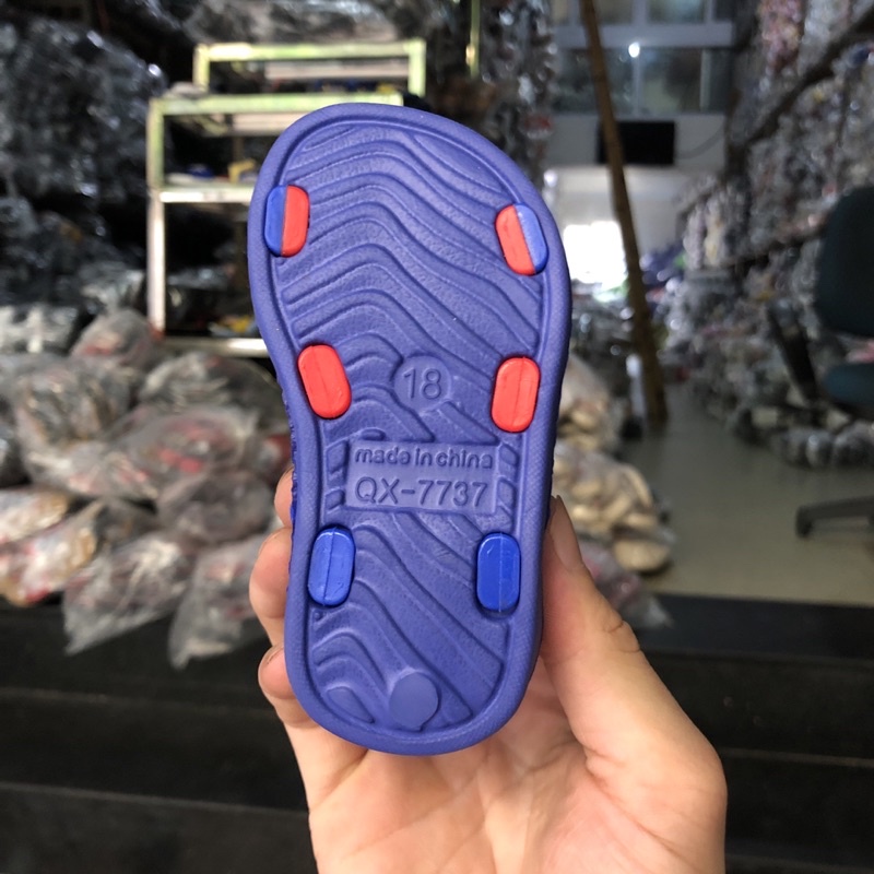 Dép Sandal Quai Hậu Cho Bé Trai Và Bé Gái Tập Đi Hình Khủng Long, Chất Siêu Nhẹ Eva Mềm 7737