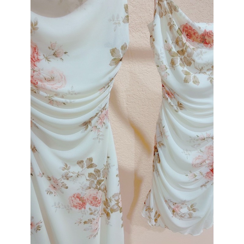 Đầm nữ hai dây đuôi cá nhún hông hoạ tiết hoa hồng trên nền trắng sang trọng