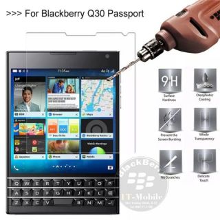 Cường lực Blackberry Passport Q30 loại tốt có hộp đựng kèm bộ dụng cụ dán