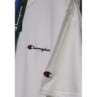Áo thun Champion thêu tagless mini logo authentic