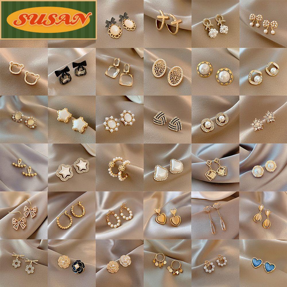 Đôi Khuyên Tai Đính Ngọc Trai Thời Trang Cho Nữ