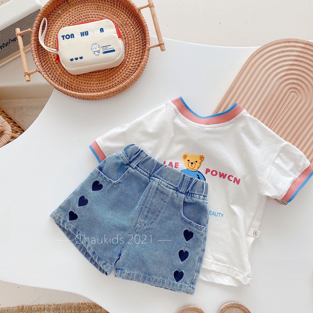 Bộ áo gấu quần bò thêu tim bé gái