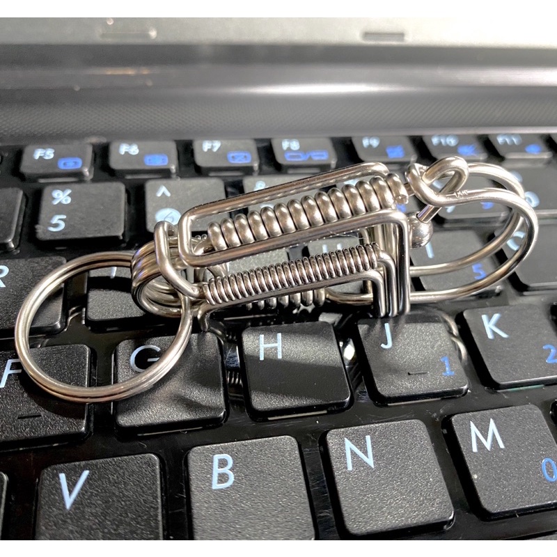 Móc khoá inox 304 thiết kế thủ công độ dày 2 ly