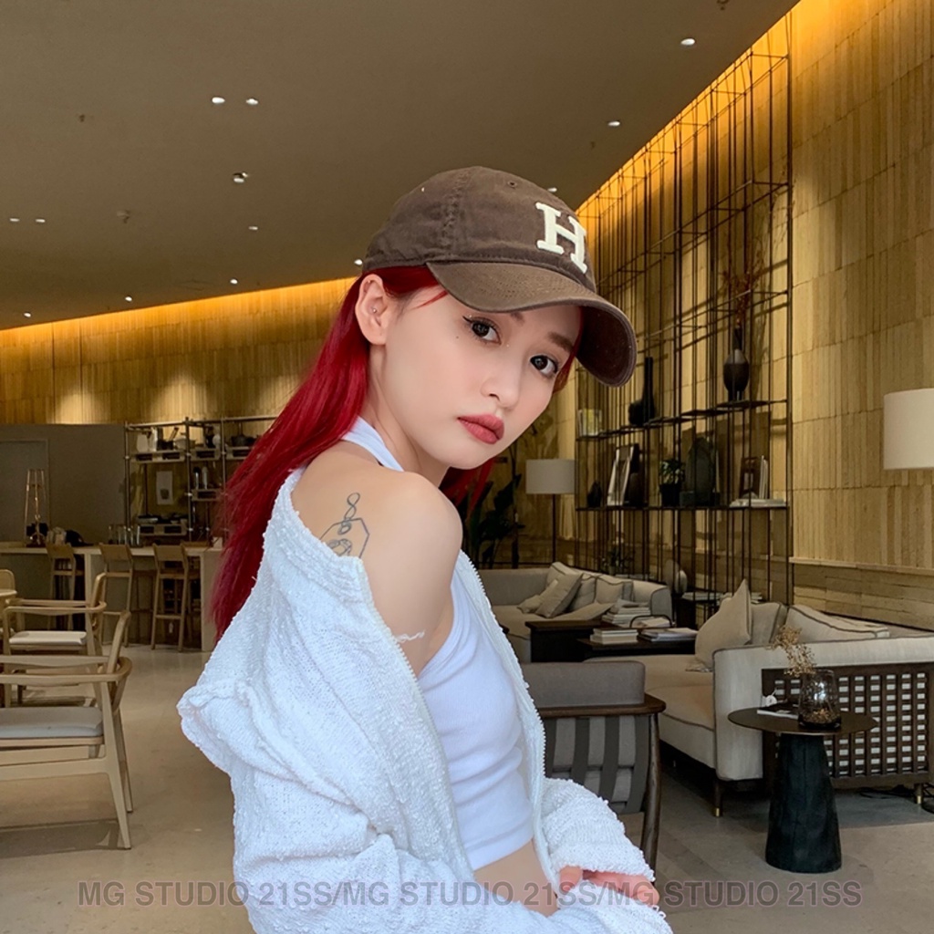 Mũ lưỡi trai Mg STUDIO thêu chữ &quot;H&quot; đơn giản