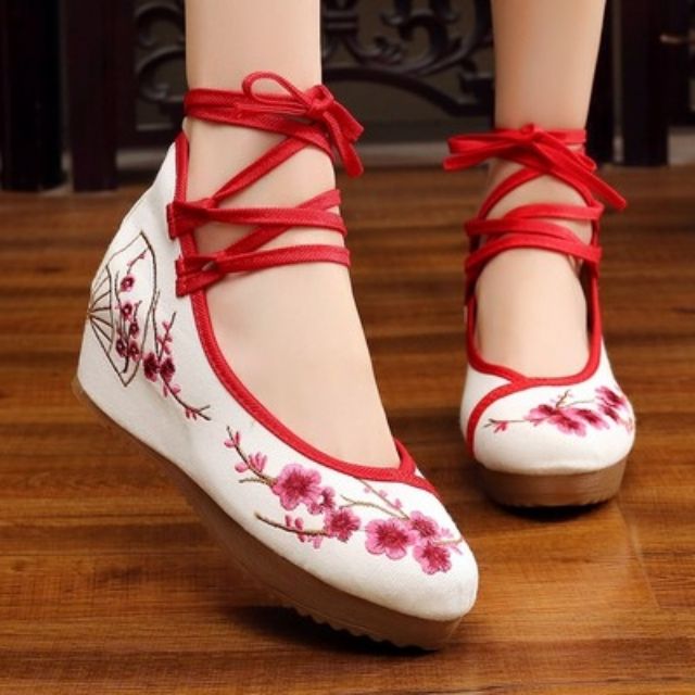 Giày cổ trang Trung Quốc thêu hoa đào sz39