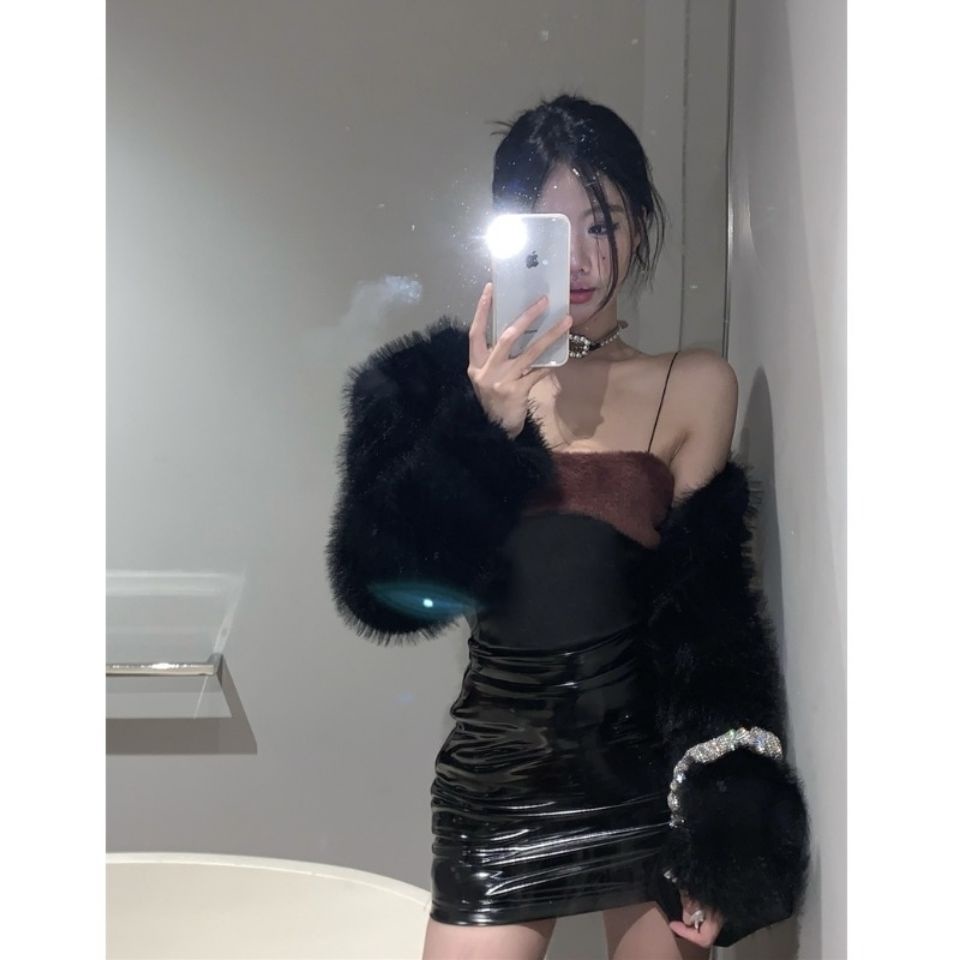 Set Áo Ống Phối Lông Và Chân Váy Da Dáng Ôm Thời Trang Mùa Thu Quyến Rũ Cho Nữ 2022