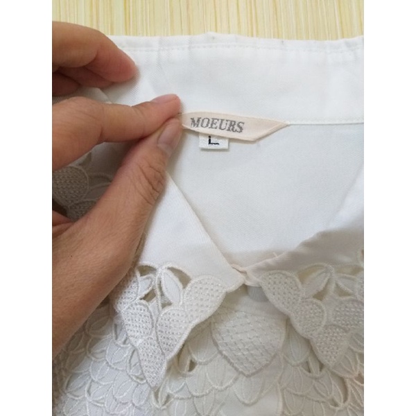 Áo sơmi Nhật size L họa tiết ren hoa thanh lý