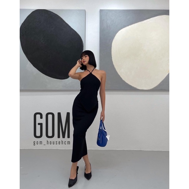 Áo yếm kèm chân váy (Ảnh shop chụp)