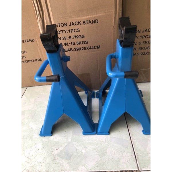 Con đội kê 3 tấn 2 cái/ thùng
